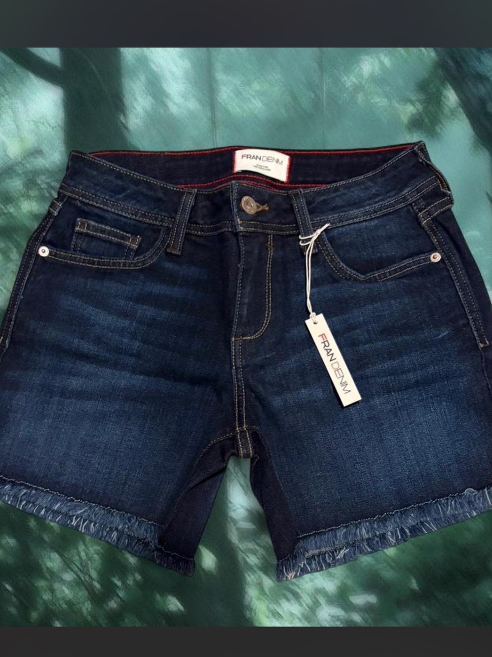 NWT Fran Denim "Melissa" Athletic Fit Shorts Size 26